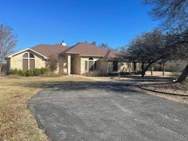 2205 Deer TRL, Lampasas, TX 76550