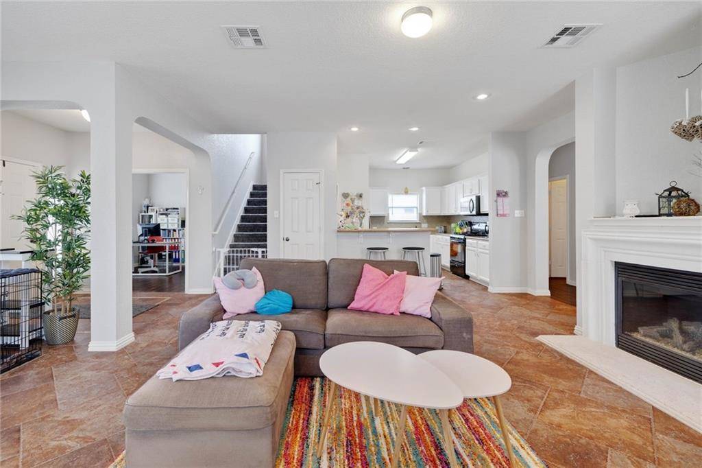 707 Brazos Bend DR, Cedar Park, TX 78613