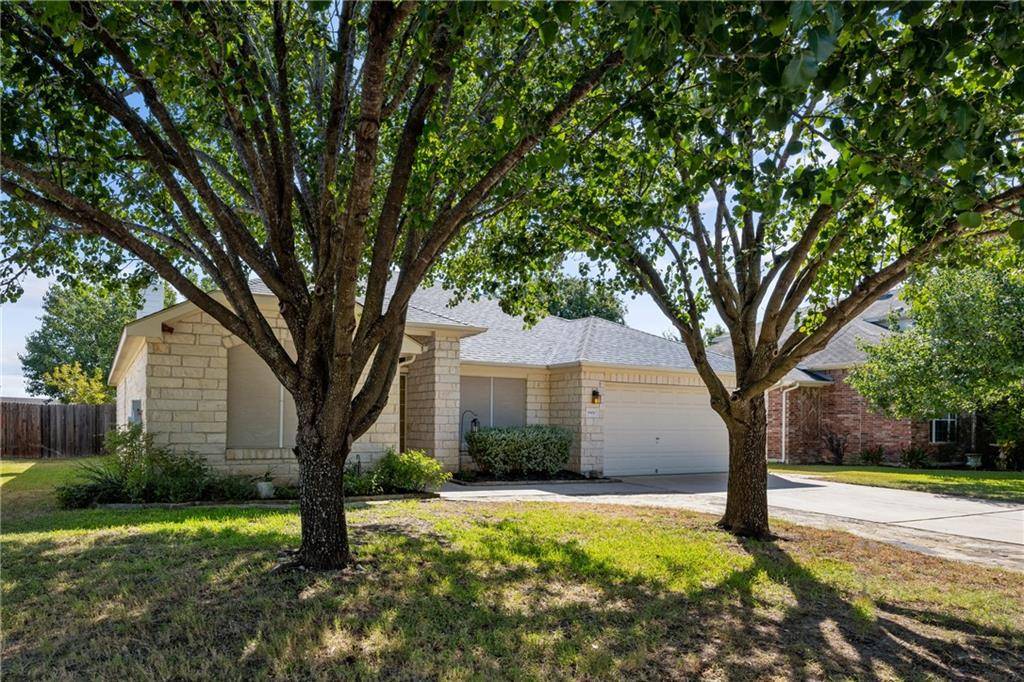 1900 Rutherford DR, Leander, TX 78641