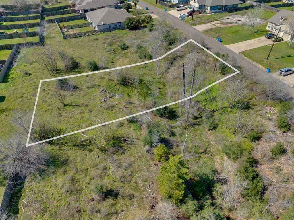 111 Pahala CT, Bastrop, TX 78602