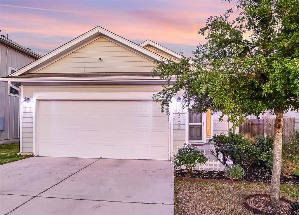 5583 Heron DR, Buda, TX 78610