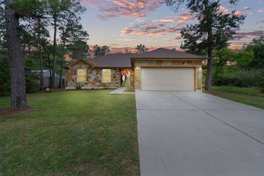 106 N Kaupo DR, Bastrop, TX 78602