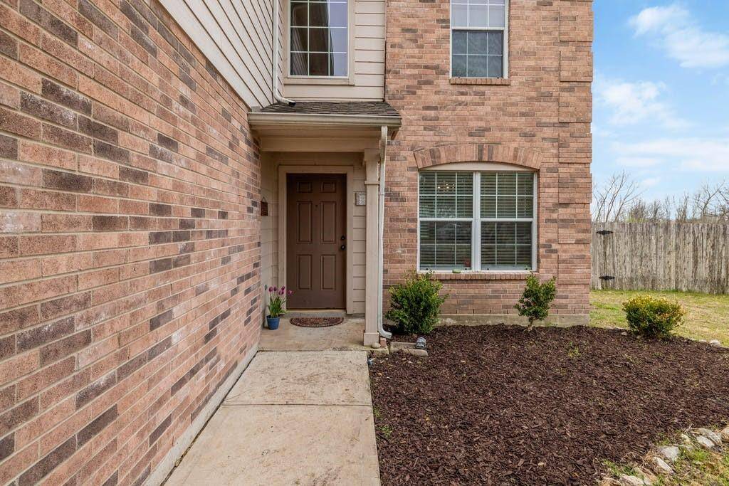 311 Sylvan ST, Hutto, TX 78634