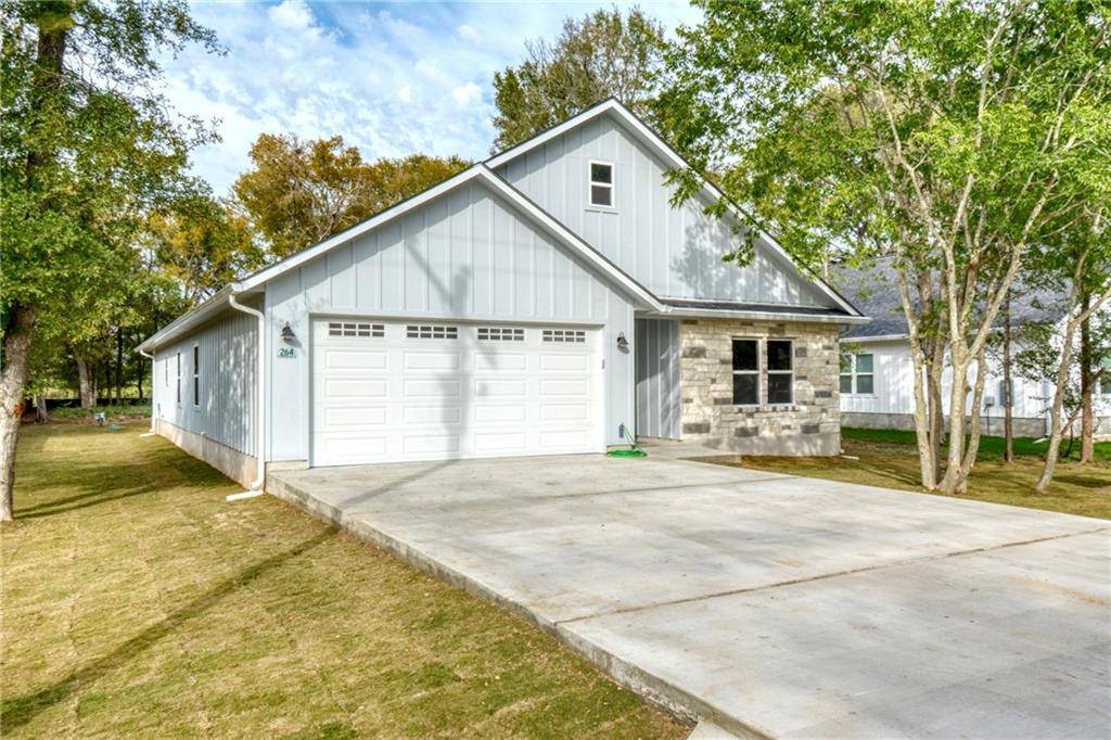 264 E Keanahalululu LN, Bastrop, TX 78602
