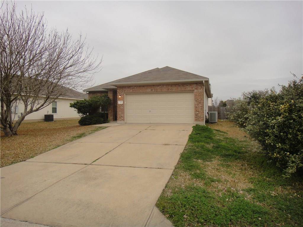 104 Brown ST, Hutto, TX 78634