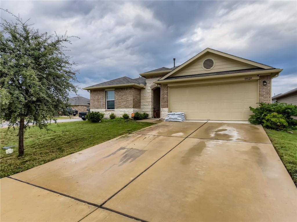19529 Great Falls DR, Manor, TX 78653