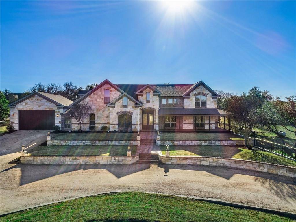 700 Boulder Creek DR, Marble Falls, TX 78654