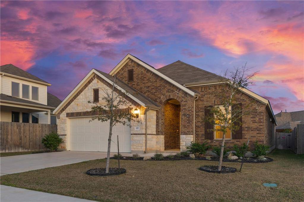 127 Firethorn DR, Buda, TX 78610