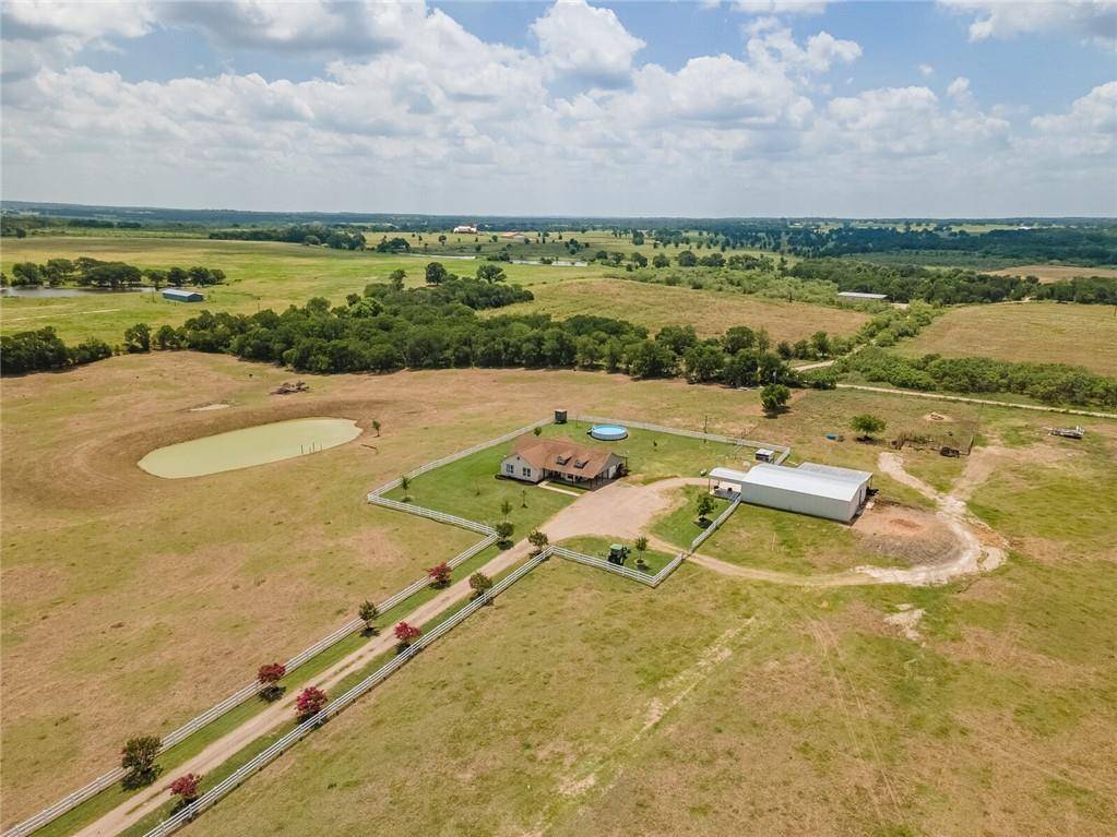 4900 County Road 434, Thorndale, TX 76577