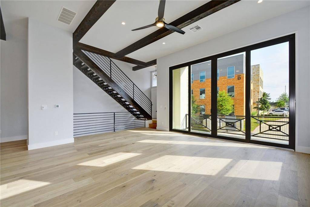 13316 Galleria CIR, Bee Cave, TX 78738