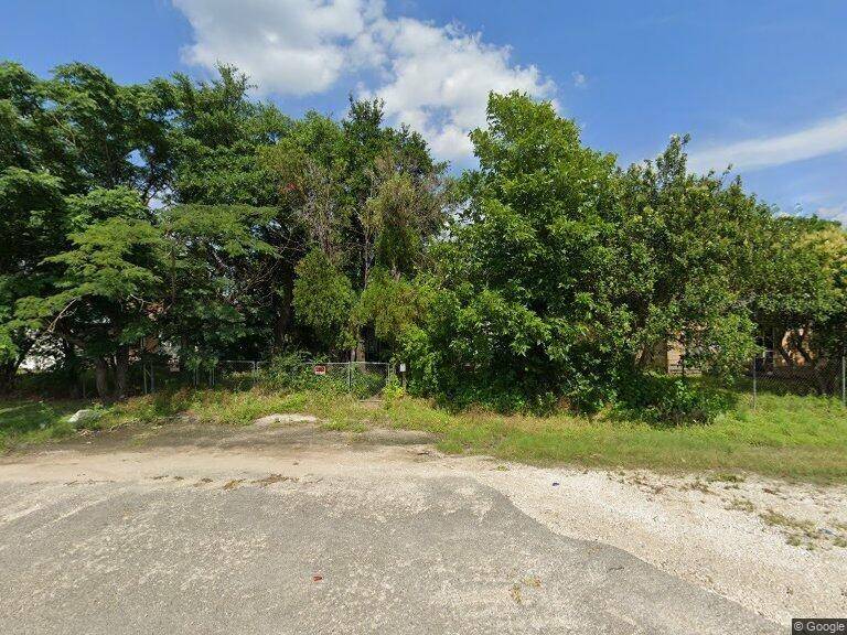 202 S Old Highway 81 S, Kyle, TX 78640