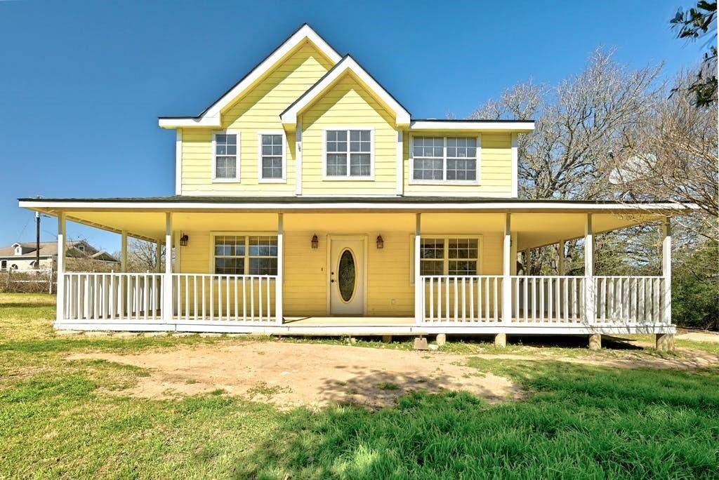 186 Williams ST, Bastrop, TX 78602