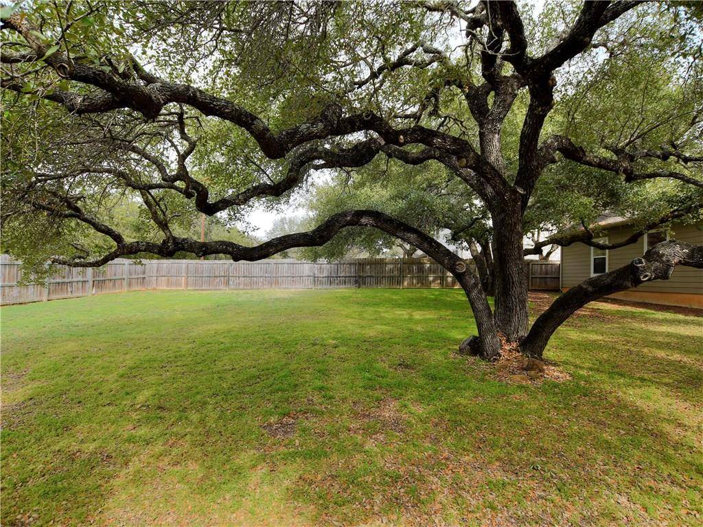 606 Littlewin, Spicewood, TX 78669