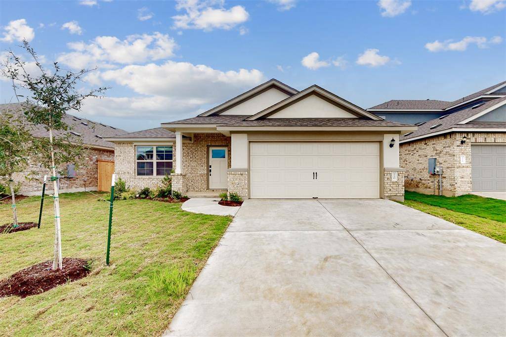130 Shagbark DR, Bastrop, TX 78602