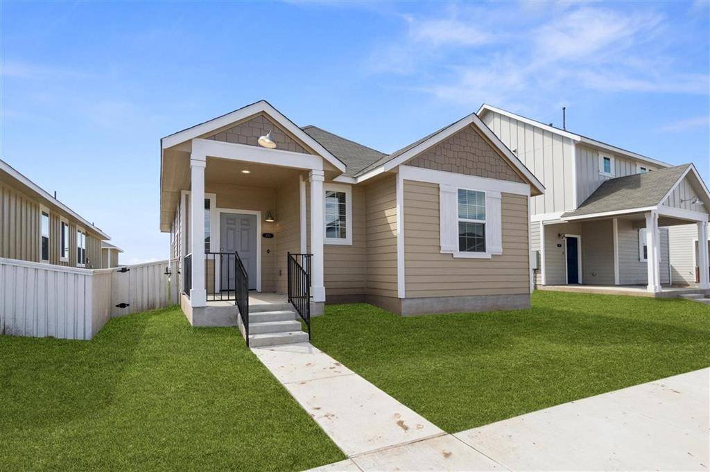 330 Hortus DR, Kyle, TX 78640