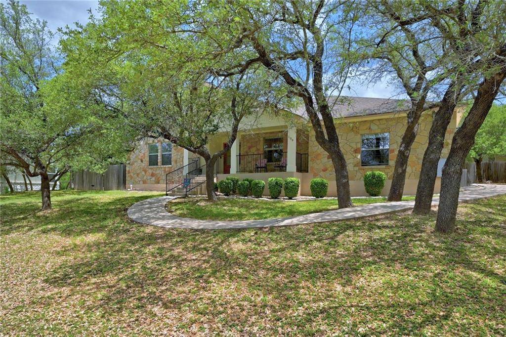 109 Cowal DR S, Spicewood, TX 78669