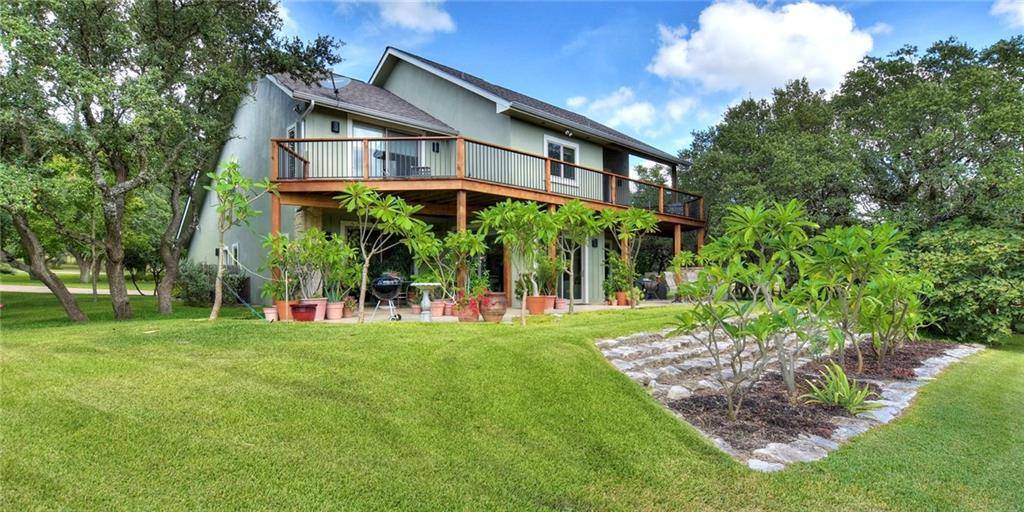 530 Brewer RD, Fredericksburg, TX 78624