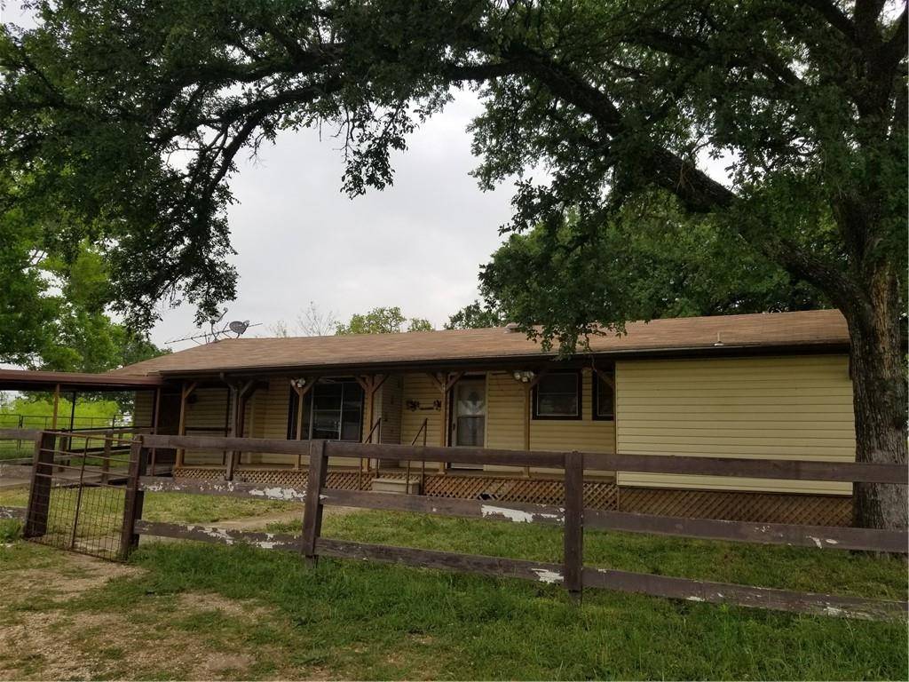 1333 County Road 414 RD, Buckholts, TX 76518