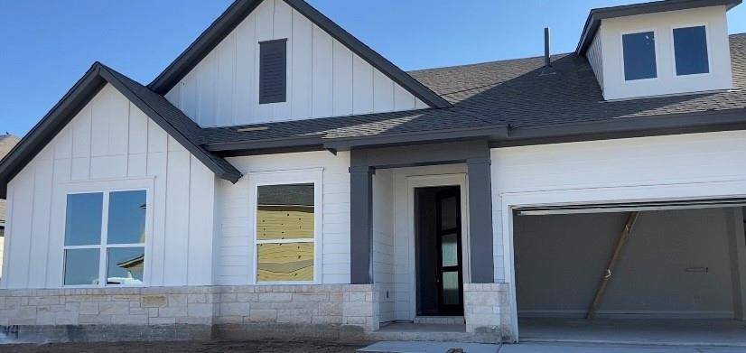 144 Twistleaf DR, Buda, TX 78610