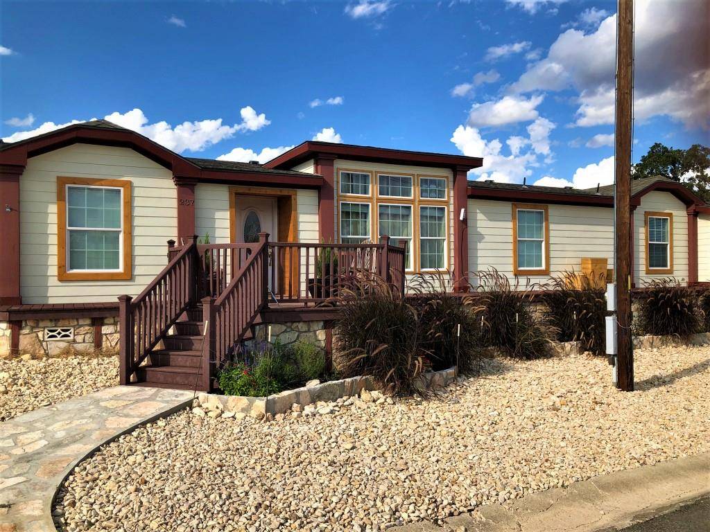 100 Bluff Valley DR #237, Fredericksburg, TX 78624