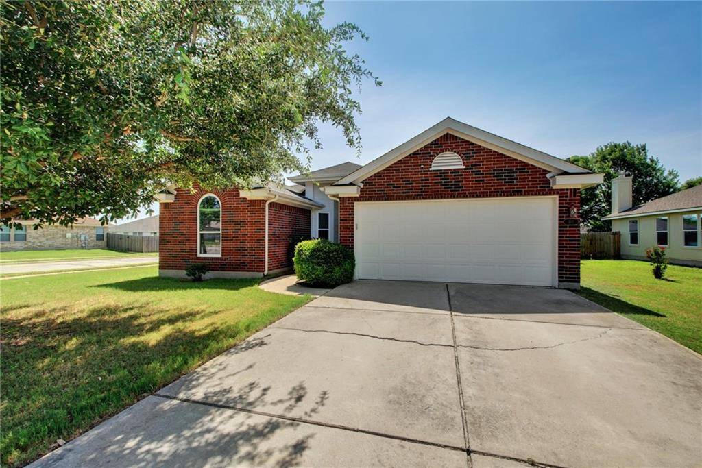 301 Mccoy LN, Hutto, TX 78634