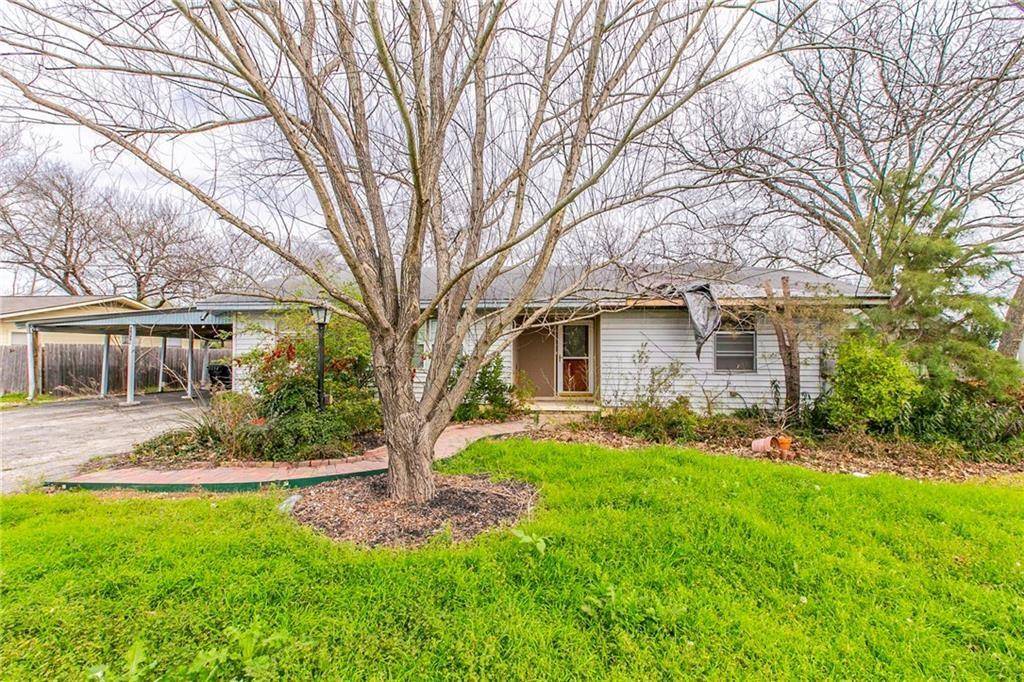 612 N FM 1660, Hutto, TX 78634
