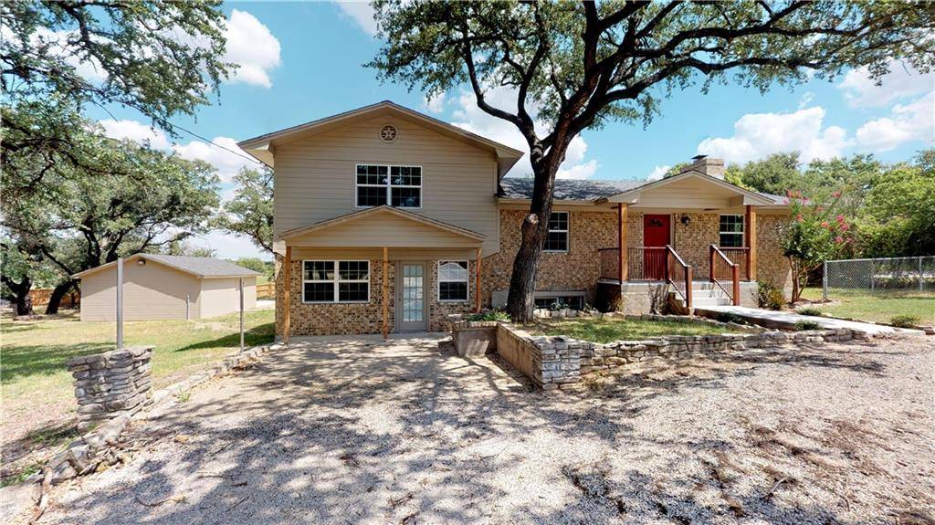 1413 E 4th ST, Lampasas, TX 76550