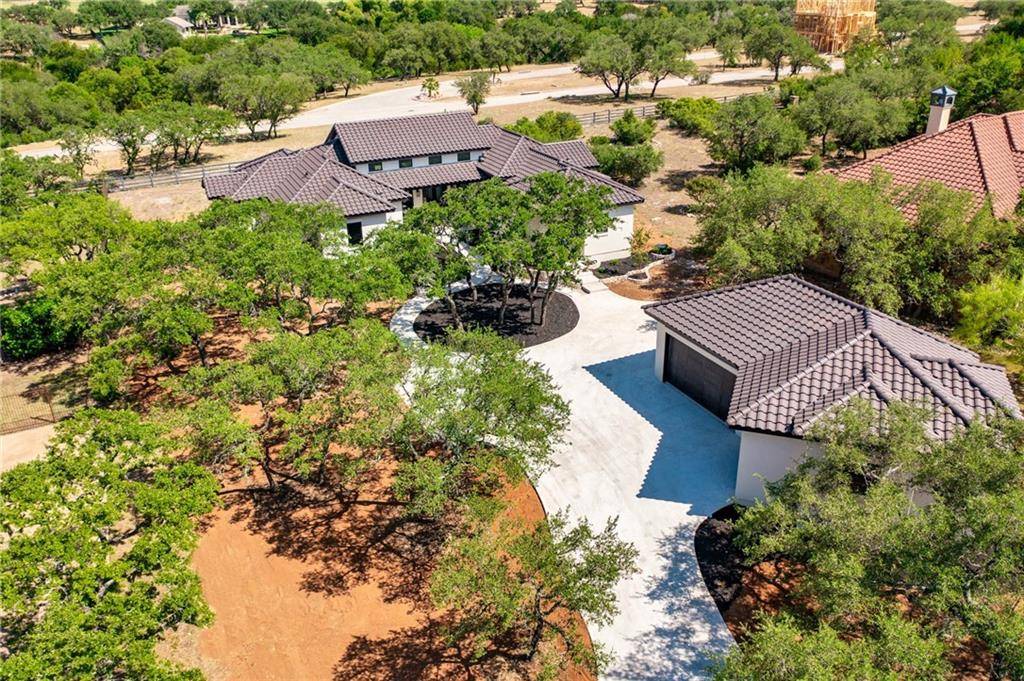 26011 Masters PKWY, Spicewood, TX 78669
