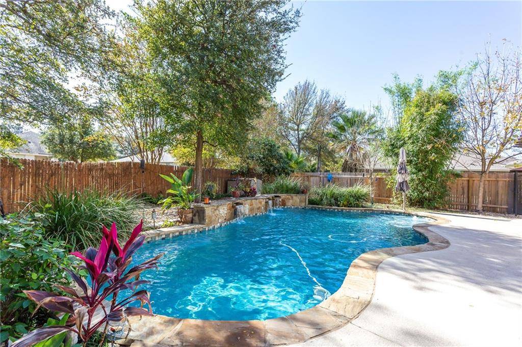 1813 Creek Ledge PL, Round Rock, TX 78664