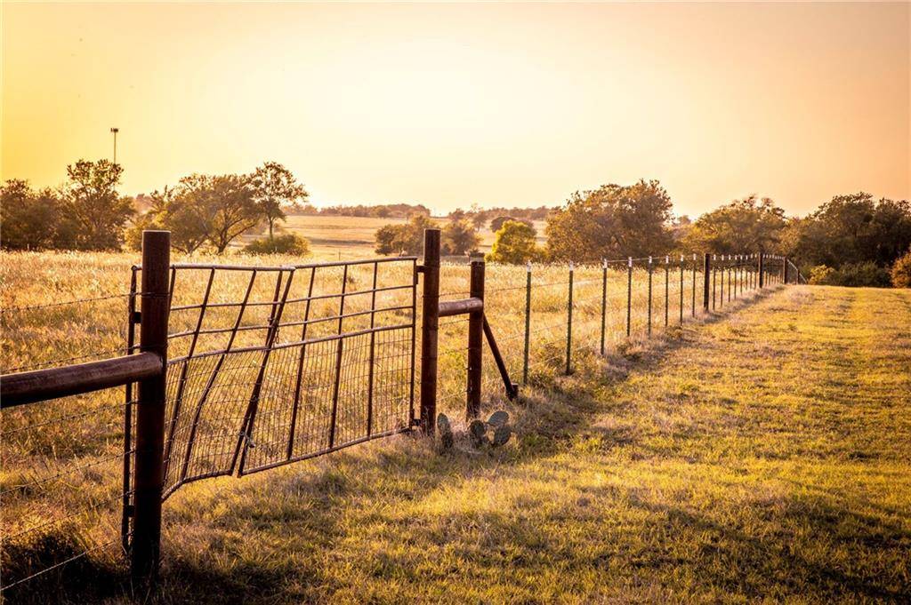 16075 FM 107, Moody, TX 76557