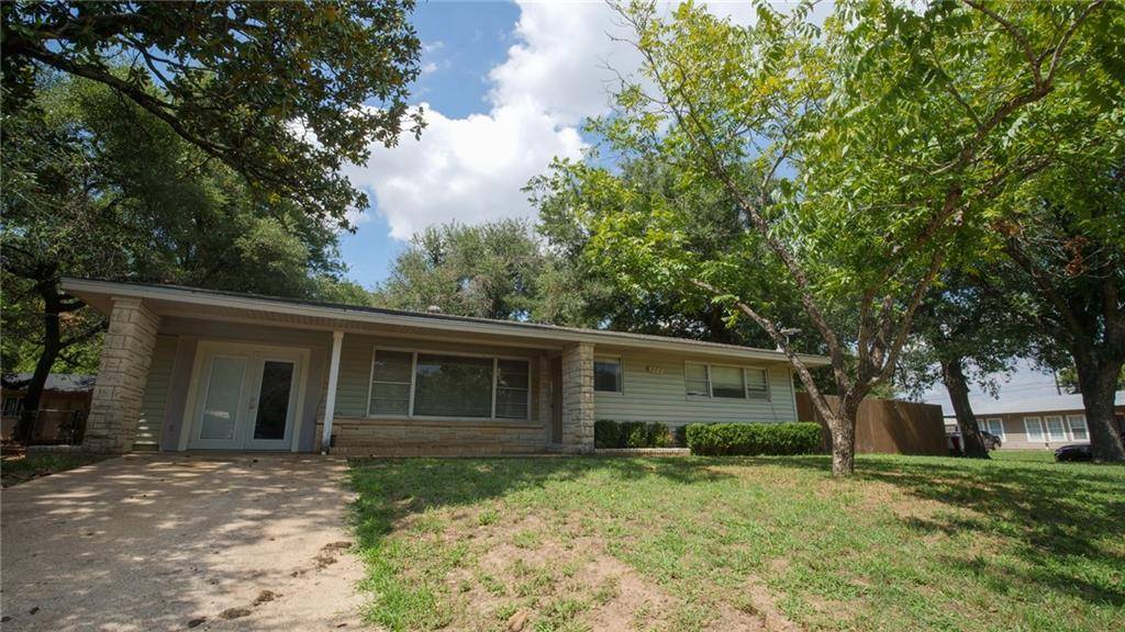 1202 Alcoa Ave, Rockdale, TX 76567