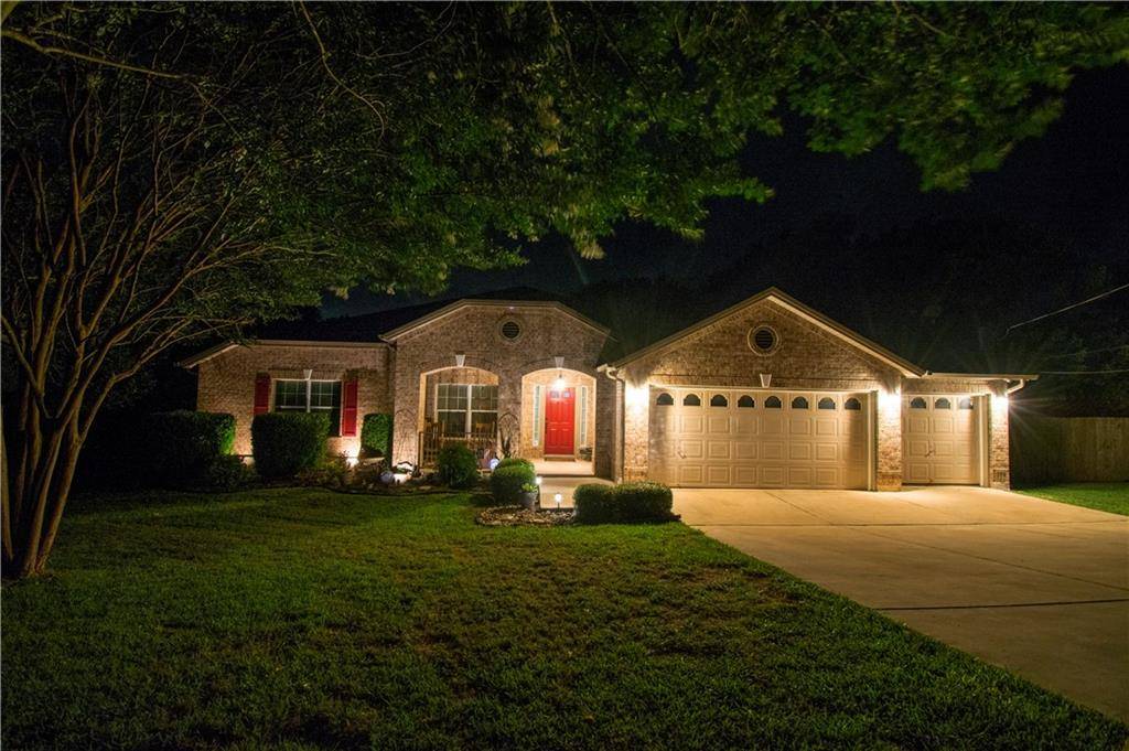547 Bella Vista CIR, Kyle, TX 78640