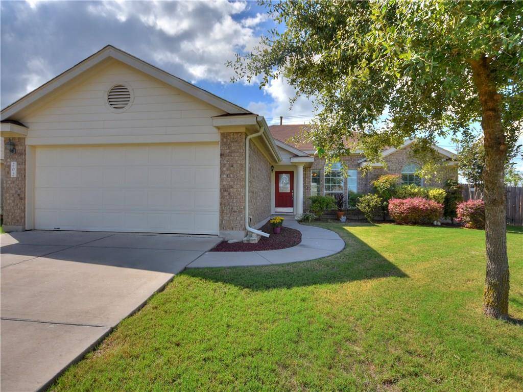 202 Stewart DR, Hutto, TX 78634