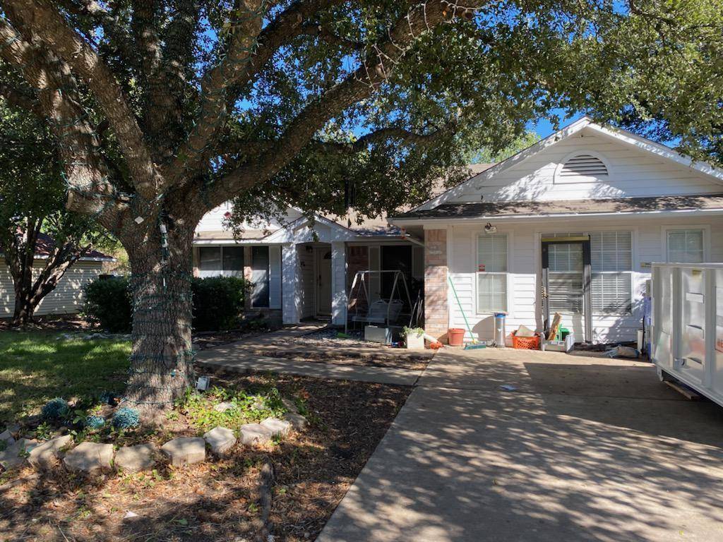 2102 Clover LN, Cedar Park, TX 78613