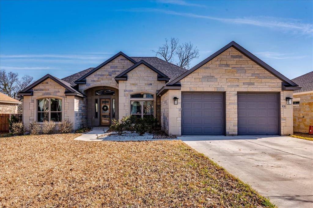 308 N 3rd ST, Jarrell, TX 76537