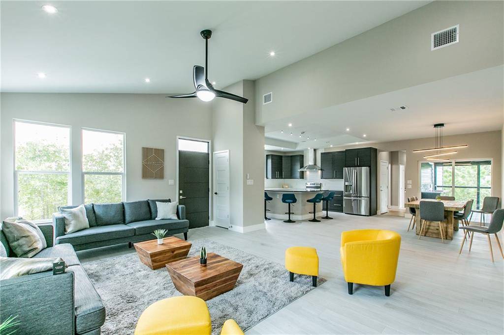 209 Kipahulu DR, Bastrop, TX 78602
