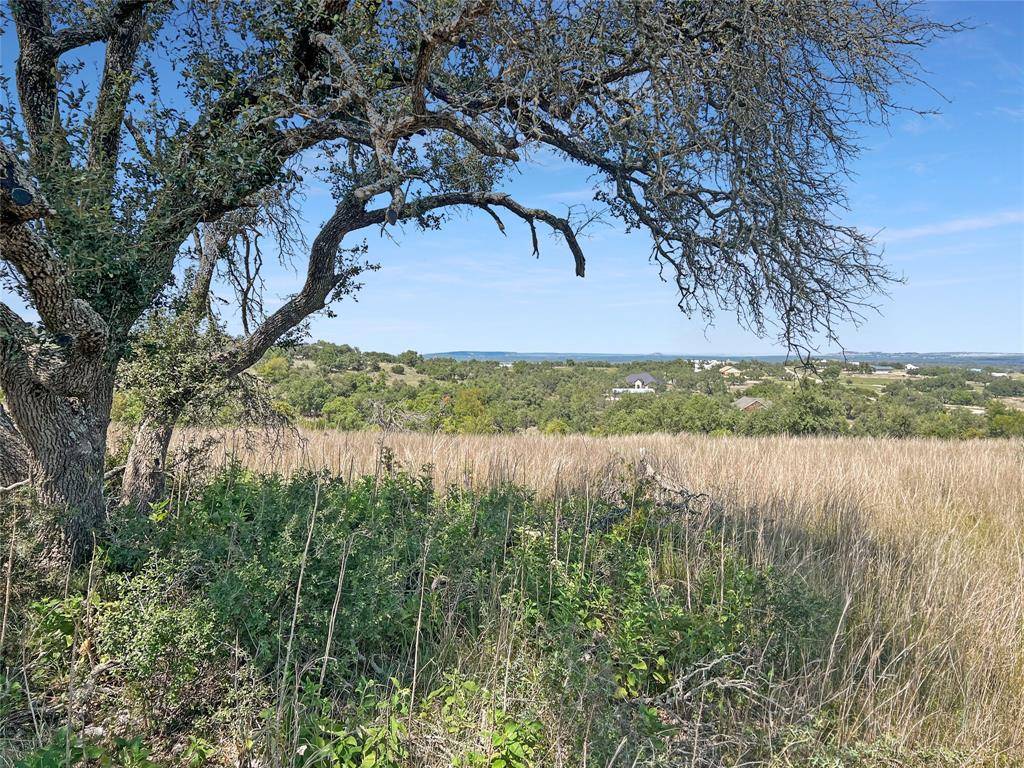 1495 Axis CIR, Fredericksburg, TX 78624