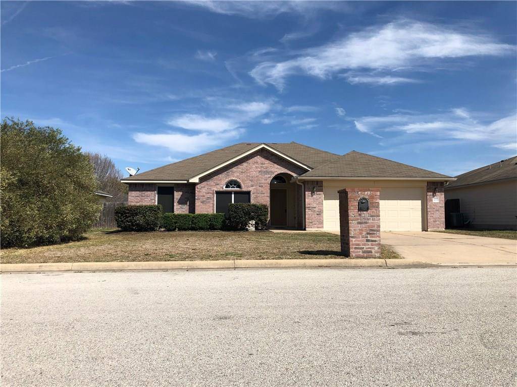 3006 Don Hill LN, Taylor, TX 76574