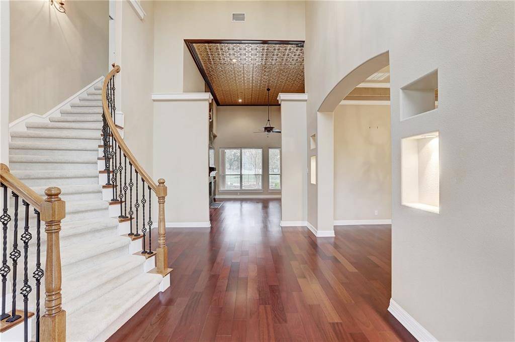 23828 Tres Coronas, Spicewood, TX 78669