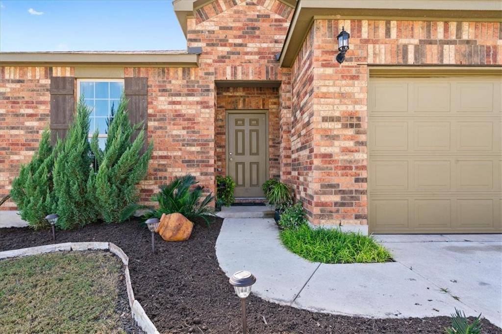 6917 Longford TRL, Manor, TX 78653