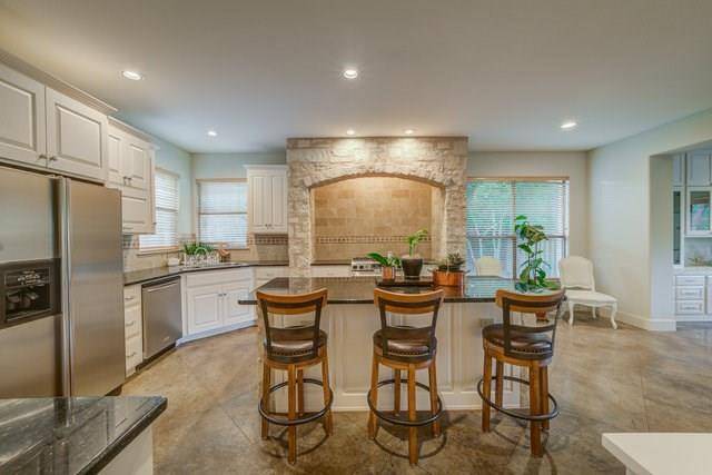 1002 Corsaire ST, Lakeway, TX 78734