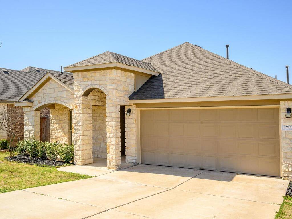 5809 Scenic Lake DR, Georgetown, TX 78626