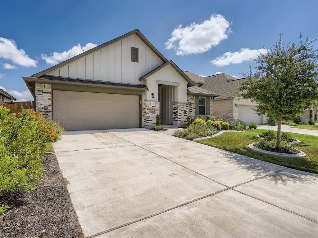 633 Coyote Creek WAY, Kyle, TX 78640