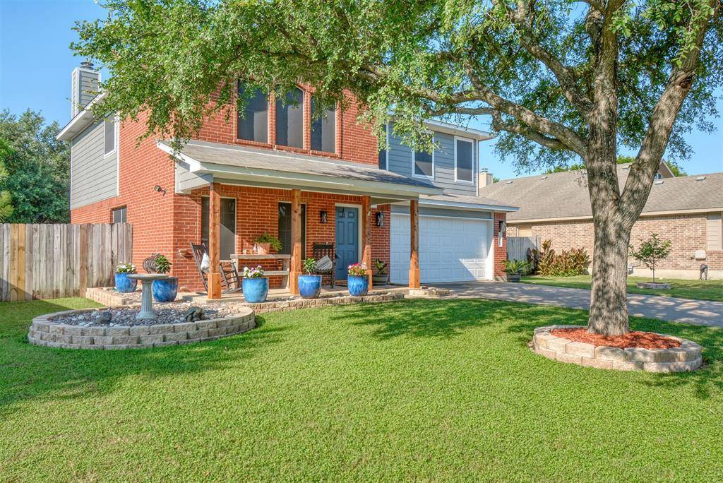 617 Elizabeth LN, Bastrop, TX 78602