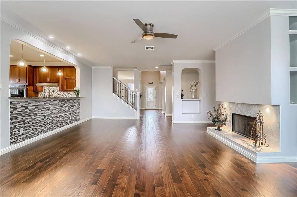 513 Boone Valley DR, Round Rock, TX 78664