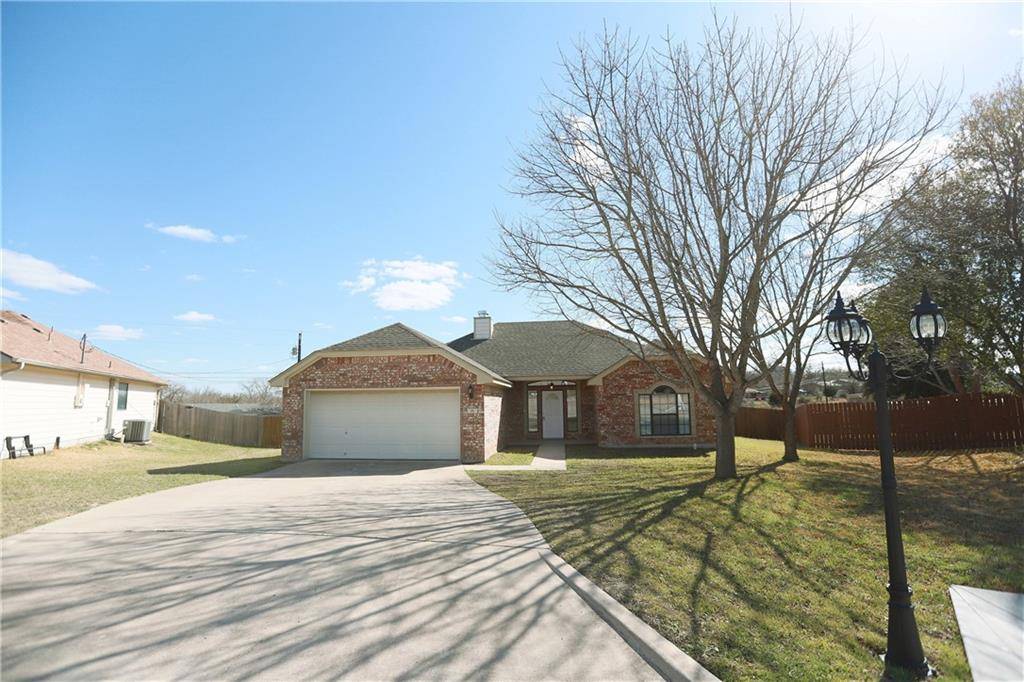 11 Westridge PL, Lampasas, TX 76550