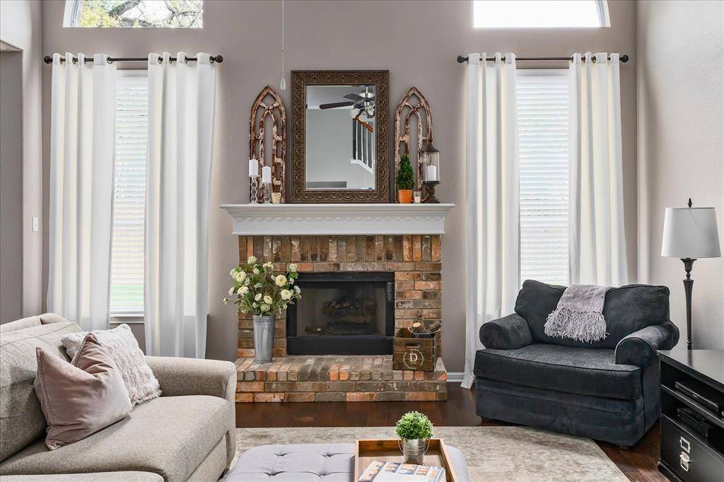 9208 Laguna Woods DR, Austin, TX 78717