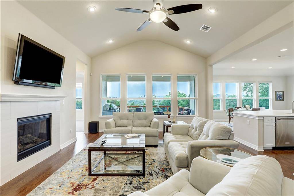 19511 Summit Glory TRL, Spicewood, TX 78669