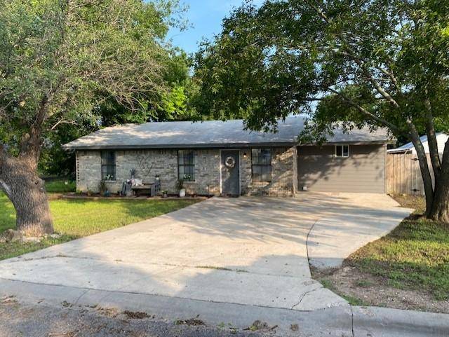 906 E Avenue D, Lampasas, TX 76550