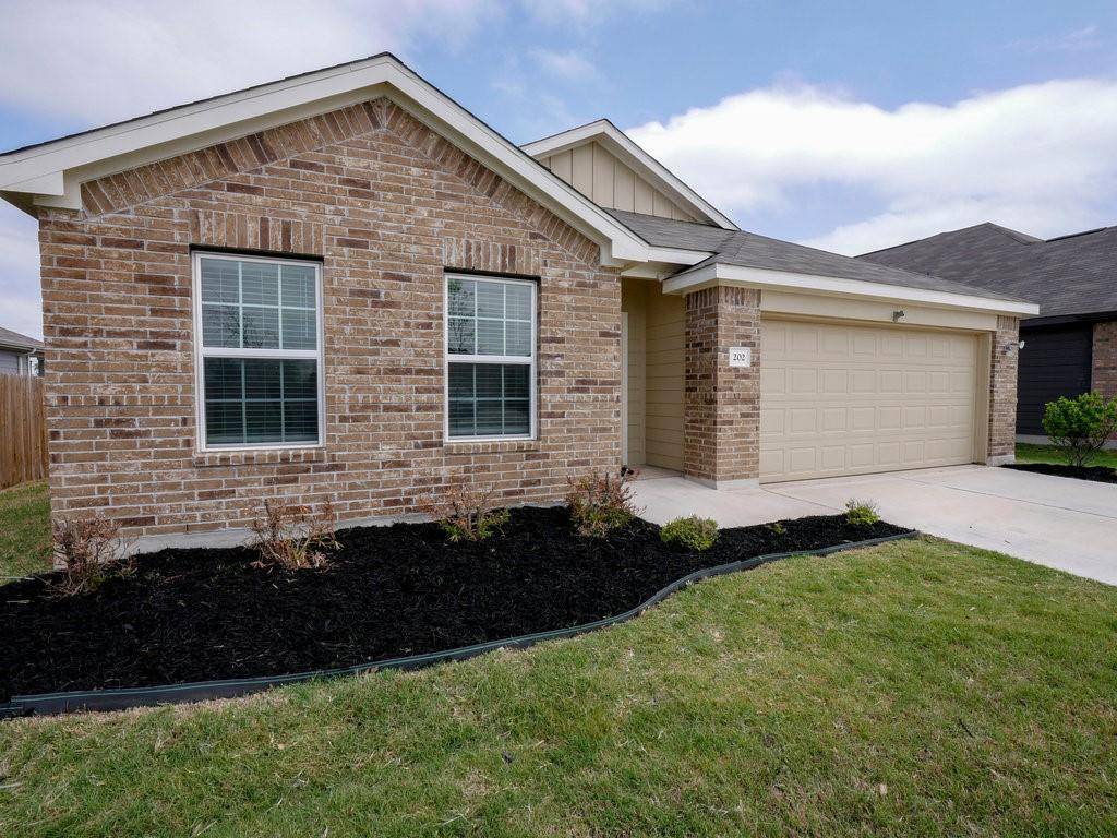 202 Helen RD, Hutto, TX 78634